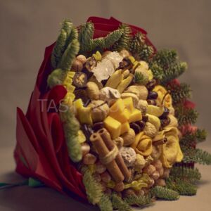 Букет из сухофруктов с орехами "Новогодний микс: манго, чурчхела и рахат-лукум" 11 Букет из сухофруктов с орехами "Новогодний микс: манго, чурчхела и рахат-лукум" — изображение 4