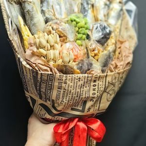 Мужской букет из снеков и вяленной рыбы "К пенному" 8 Мужской букет из снеков и вяленной рыбы "К пенному" — изображение 3