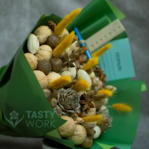 Букет из орехов "Снова в школу!" 11 Букет из орехов "Снова в школу!" — изображение 2