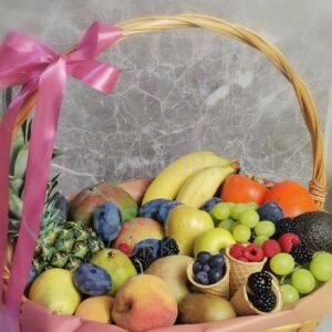 Корзина с фруктами "Ягодный сезон" 8 Корзина с фруктами "Ягодный сезон" — изображение 3