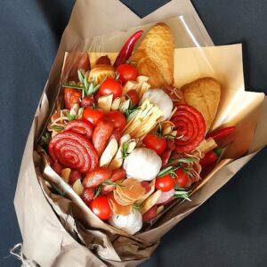 Мужской съедобный букет "По чесноку" 8 Мужской съедобный букет "По чесноку" — изображение 3