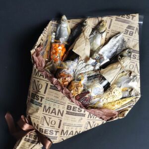 Букет из вяленой рыбы и снеков "Best man" 12 Букет из вяленой рыбы и снеков "Best man" — изображение 3