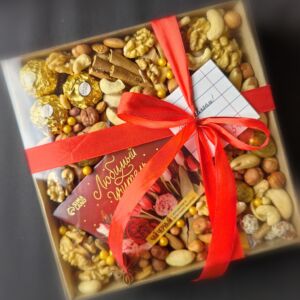 Подарочная коробочка с орешками "Лучшему учителю" 16 Подарочная коробочка с орешками "Лучшему учителю" — изображение 5