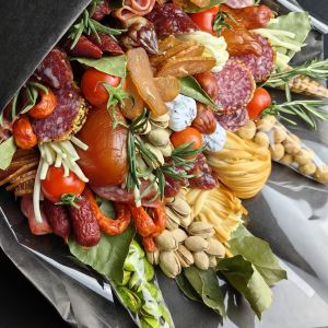 Мужской букет из сыров, колбасок и снеков "Тореадор" 31 Мужской букет из сыров, колбасок и снеков "Тореадор" — изображение 8