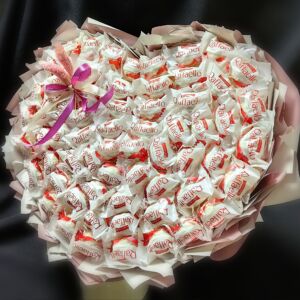 Сладкий букет из конфет "Леди день" 6 Сладкий букет из конфет "Леди день" — изображение 1