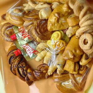 Букет из булочек "Семейные истории" 10 Букет из булочек "Семейные истории" — изображение 3