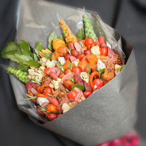 Мужской букет из сыров, колбасок и снеков "Тореадор" 34 Мужской букет из сыров, колбасок и снеков "Тореадор" — изображение 11