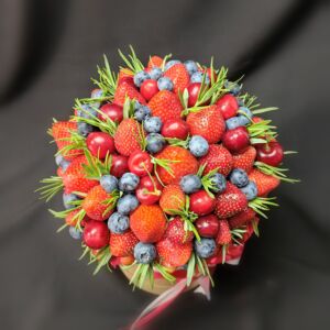 Шляпная коробка с ягодами "Наслаждение" 10 Шляпная коробка с ягодами "Наслаждение" — изображение 3