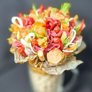 Пивная кружка с закусками "Дижонская"