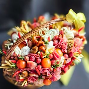 Мясное лукошко "Эйфория" с колбасками и сыром 21 Мясное лукошко "Эйфория" с колбасками и сыром — изображение 6