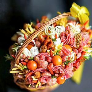 Мясное лукошко "Эйфория" с колбасками и сыром 20 Мясное лукошко "Эйфория" с колбасками и сыром — изображение 5