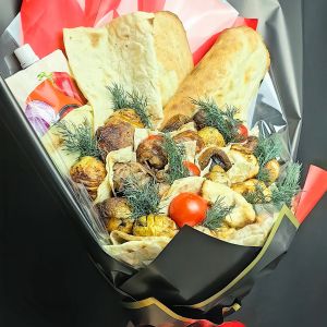Главная 7 Букет из шашлыка "Лаваш&мясо"