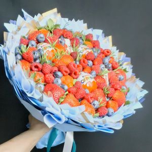 Главная 43 Букет из ягод "Аромат лета"